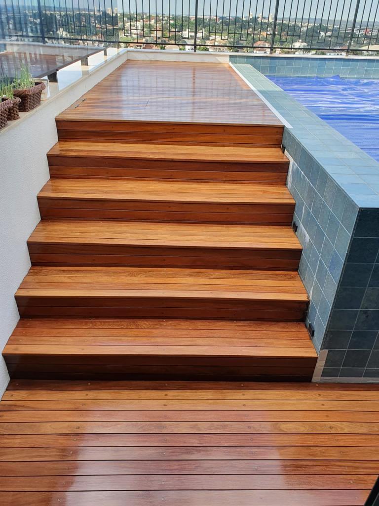Deck premium