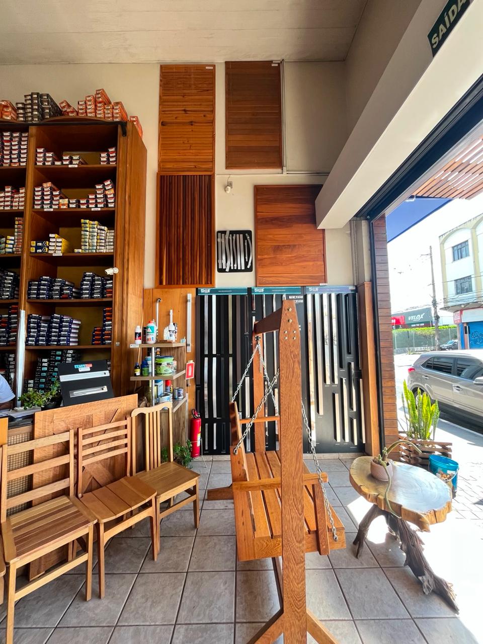 Showroom A Tacominas — madeiras selecionadas