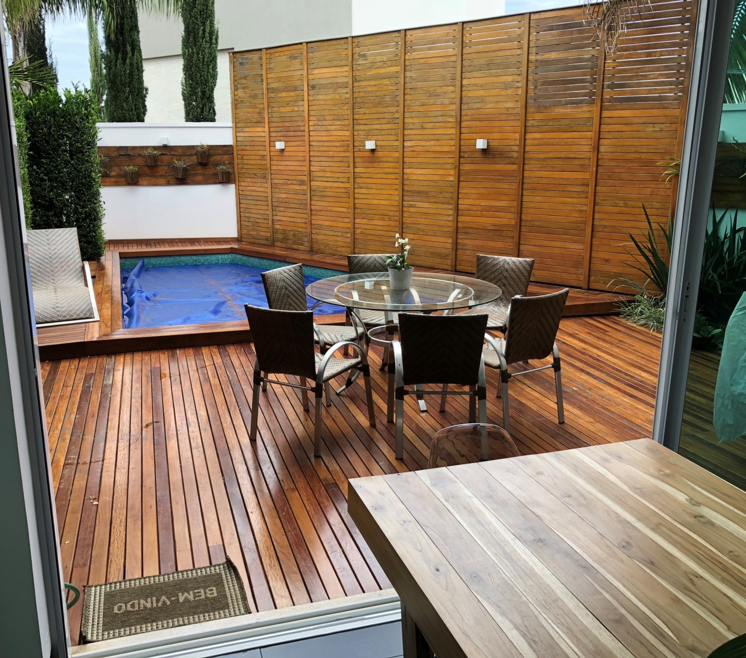 Como escolher a madeira ideal para deck em Uberlândia